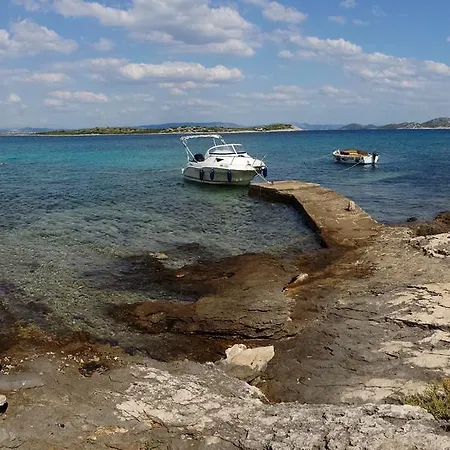 Robinzon House Kornati *