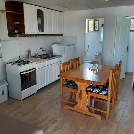 Robinzon House Kornati