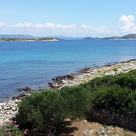 Semesterbostad Robinzon House Kornati