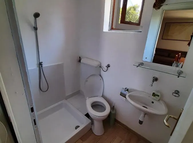 Robinzon House Kornati * Island Gangaro