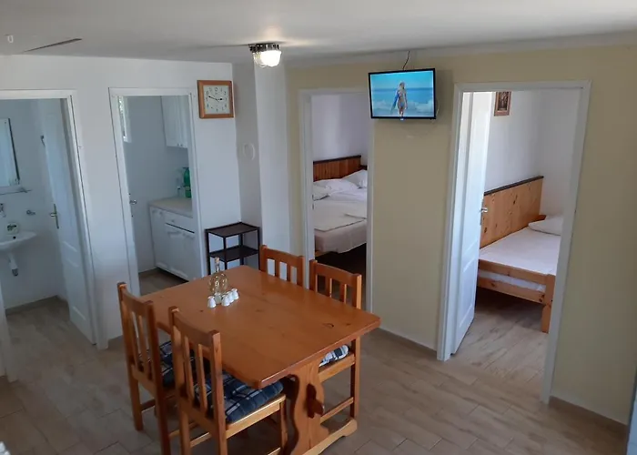 Semesterbostad Robinzon House Kornati *